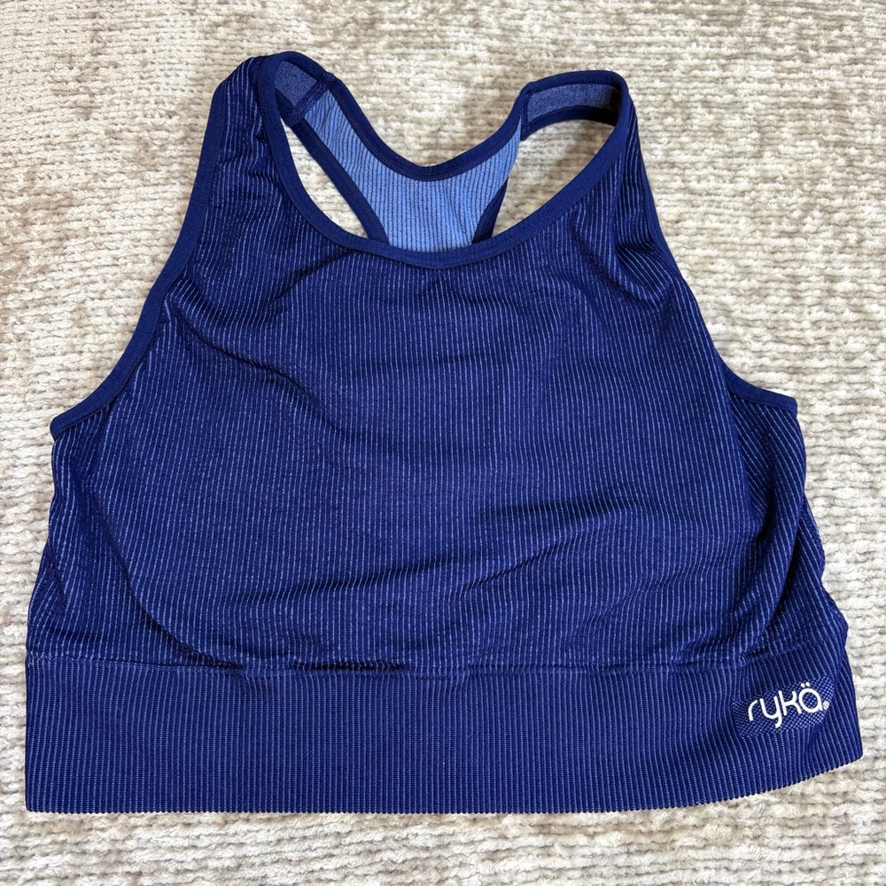 6for$20♥️item.Ryka Women's Navy Sports Bra